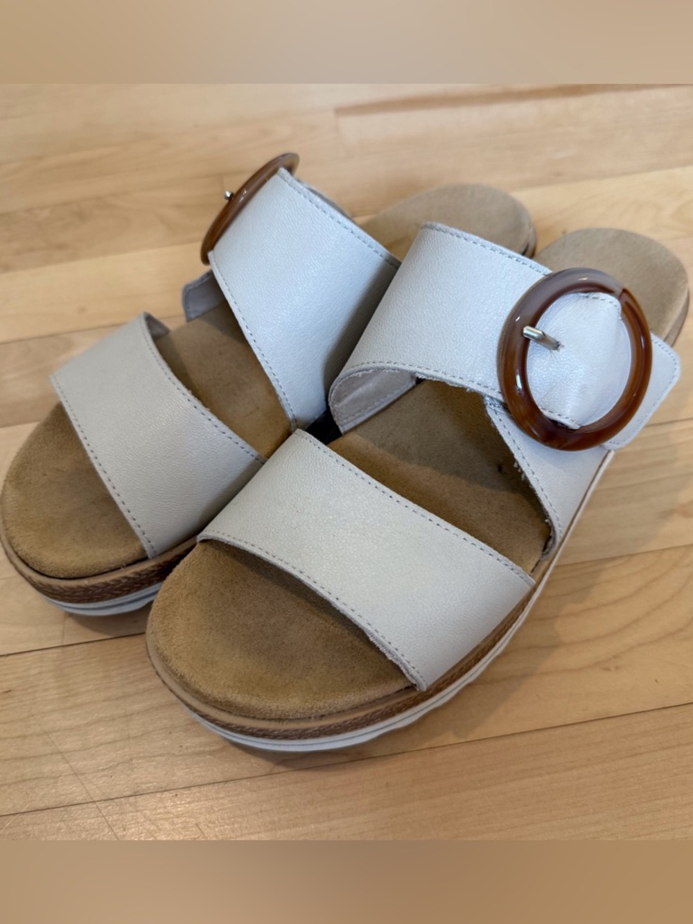 Remonte sandals leather upper large buckle hook and loop adjustable strap.